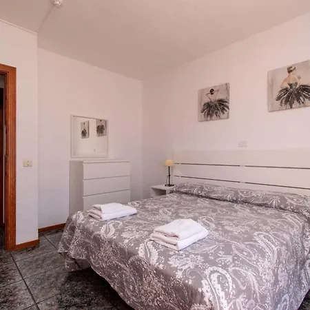 Apartmán Floritas 18 - Two Bed Playa de las Americas (Tenerife)
