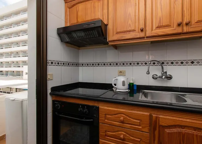 Apartment Floritas 18 - Two Bed Playa de las Americas (Tenerife)