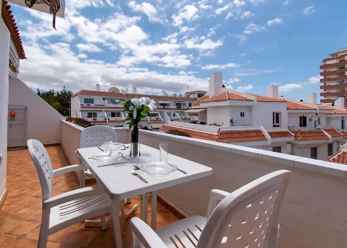 Floritas 18 - Two Bed Playa de las Americas (Tenerife)